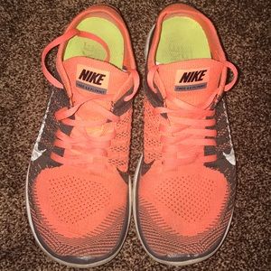NIKE Free 4.0 Flyknit